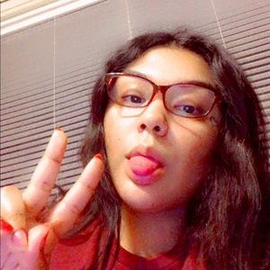 Meet your Posher, Trinity